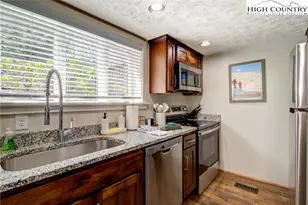 150 Glenwood Ln, Sugar Mountain, NC 28604 - Photo 17