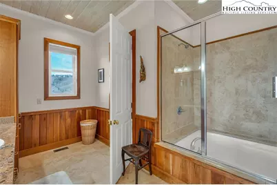 933 Thunder Ridge Lane, Lenoir, NC 28645 - Photo 23