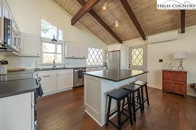 89 Rabbit Run, Roaring Gap, NC 28668 - Photo 11