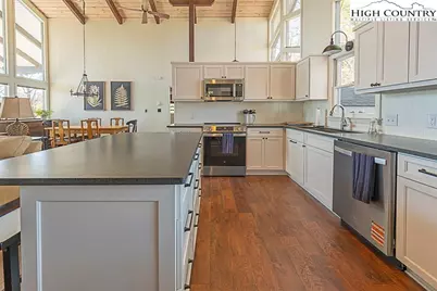 89 Rabbit Run, Roaring Gap, NC 28668 - Photo 9