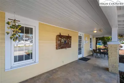 913 N Bridge Street, Elkin, NC 28621 - Photo 33