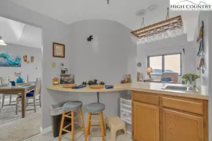 303 Sugar Top Dr, Sugar Mountain, NC 28604 - Photo 9