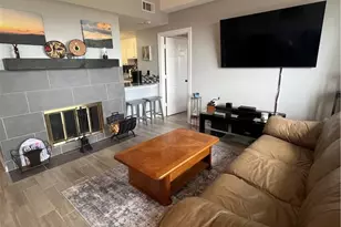 303 Sugar Top Dr, Sugar Mountain, NC 28604 - Photo 5