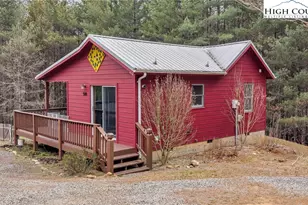 508 Curly Q Dr, Crumpler, NC 28617 - Photo 37