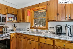 508 Curly Q Dr, Crumpler, NC 28617 - Photo 17