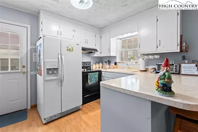 2598 Conner Circle, Lenoir, NC 28645 - Photo 5