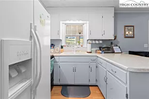 2598 Conner Cir, Lenoir, NC 28645 - Photo 7