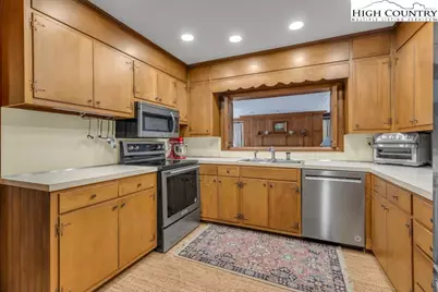 369 Blairmont Drive, Boone, NC 28607 - Photo 9