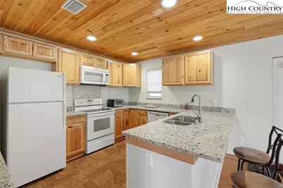 424 McKinley Ridge Road, Lansing, NC 28643 - Photo 9