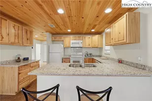 424 McKinley Rdg Rd, Lansing, NC 28643 - Photo 9