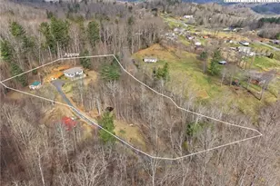 424 McKinley Rdg Rd, Lansing, NC 28643 - Photo 13