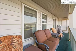 301 Pinnacle Inn Rd, Beech Mountain, NC 28604 - Photo 21