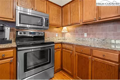 301 Pinnacle Inn Road #3219, Beech Mountain, NC 28604 - Photo 7