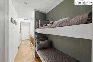 301 Pinnacle Inn Rd, Beech Mountain, NC 28604 - Photo 15