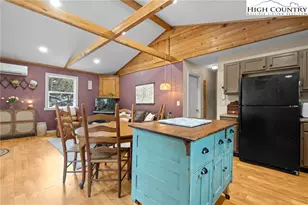 88 Rockhouse Ln, Newland, NC 28657 - Photo 17