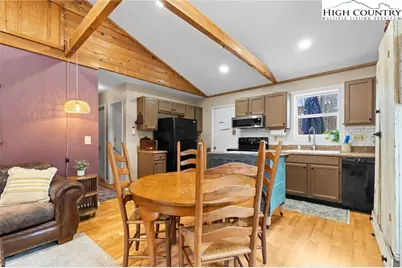 88 Rockhouse Lane, Newland, NC 28657 - Photo 9