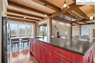 123 Park View Cir, Blowing Rock, NC 28605 - Photo 15