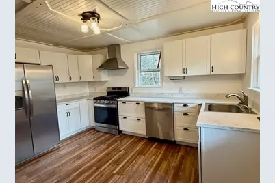 304 Elk River Road, Elk Park, NC 28622 - Photo 9