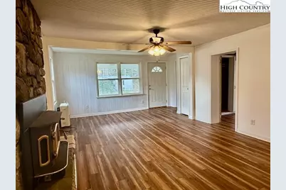 304 Elk River Road, Elk Park, NC 28622 - Photo 11