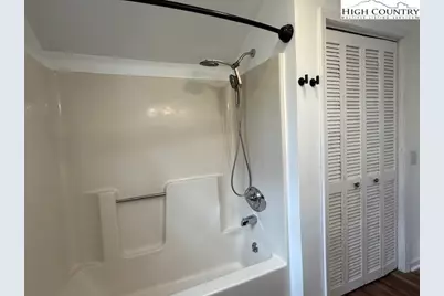 304 Elk River Road, Elk Park, NC 28622 - Photo 17