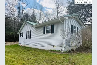 304 Elk River Road, Elk Park, NC 28622 - Photo 7