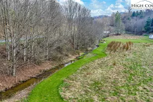 369 Spencer Branch Rd, Lansing, NC 28643 - Photo 7