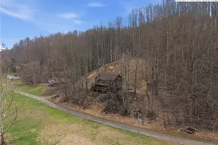 1047 Aubrey Turner Rd, Crumpler, NC 28617 - Photo 37