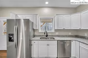 360 Laurel Ln, Jefferson, NC 28640 - Photo 11