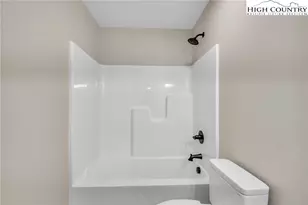 360 Laurel Ln, Jefferson, NC 28640 - Photo 29