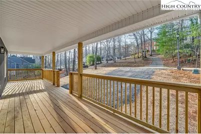 360 Laurel Lane, Jefferson, NC 28640 - Photo 3