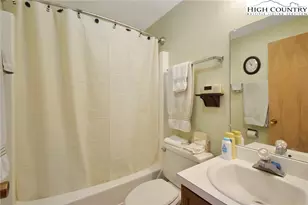 388 Skyleaf Dr, Sugar Mountain, NC 28604 - Photo 17