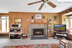 388 Skyleaf Dr, Sugar Mountain, NC 28604 - Photo 11