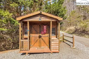 385 Bent River Dr, Lansing, NC 28643 - Photo 49