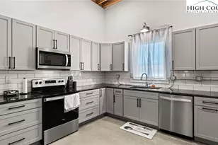 215 S Jefferson Station Pl, West Jefferson, NC 28694 - Photo 17