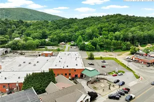 215 S Jefferson Station Pl, West Jefferson, NC 28694 - Photo 37