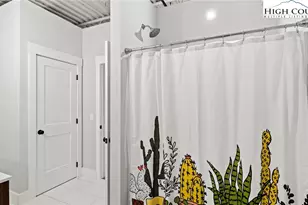 215 S Jefferson Station Pl, West Jefferson, NC 28694 - Photo 33