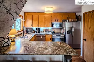20 Lady Slipper Loop, Newland, NC 28657 - Photo 15