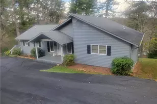 488 Meadow View Rd, Roaring Gap, NC 28668 - Photo 3