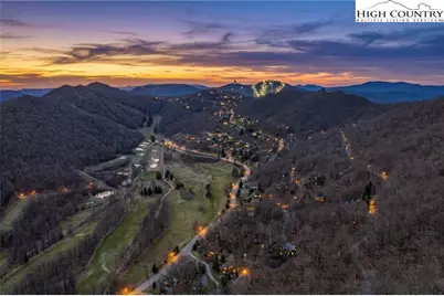 431 Cliffside Lane, Seven Devils, NC 28604 - Photo 3