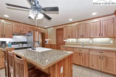 2209 Sugar Mountain 2 Road, Newland, NC 28657 - Photo 7