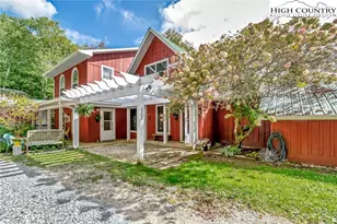 2209 Sugar Mountain 2 Rd, Newland, NC 28657 - Photo 1