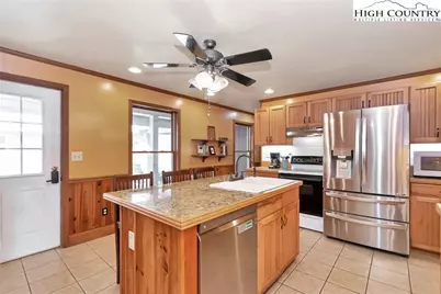 2209 Sugar Mountain 2 Road, Newland, NC 28657 - Photo 9