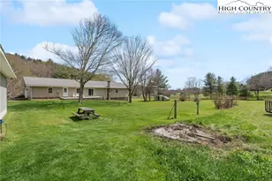 883 Bald Mountain Rd, West Jefferson, NC 28694 - Photo 35