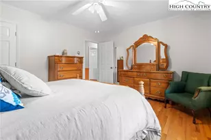 883 Bald Mountain Rd, West Jefferson, NC 28694 - Photo 9