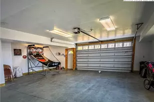 200 Summit Lodge Rd + Guest Chalet, Beech Mountain, NC 28604 - Photo 23