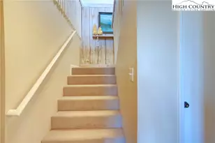 367 Skyleaf Dr, Sugar Mountain, NC 28604 - Photo 21