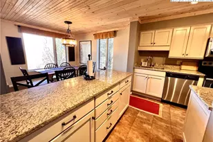 367 Skyleaf Dr, Sugar Mountain, NC 28604 - Photo 19