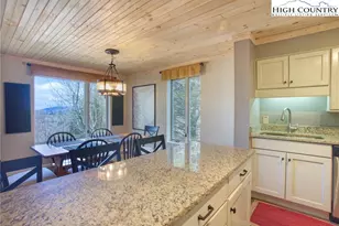 367 Skyleaf Dr, Sugar Mountain, NC 28604 - Photo 15