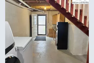 2141 Mt Jefferson Road, West Jefferson, NC 28694 - Photo 35