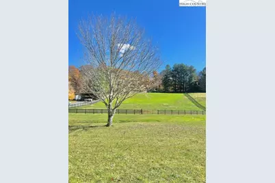 2141 Mt Jefferson Road, West Jefferson, NC 28694 - Photo 3